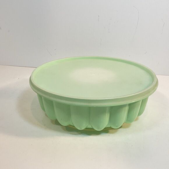 Vintage Tupperware Jadeite Mint Green Jello Mold Ice Ring Jel-n-serve 3 Pc #1202 - Picture 4 of 6